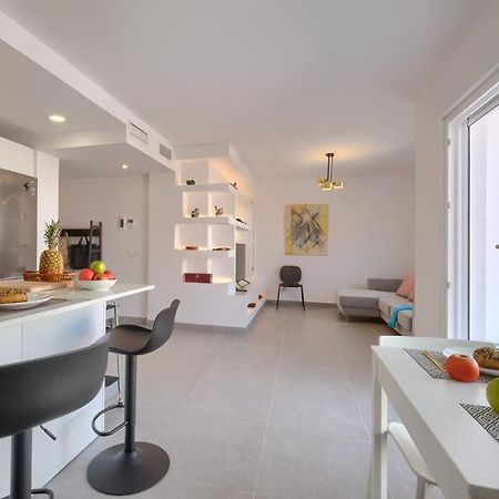 Bonito Apartamento 2 Minutos De La Playa فوينخيرولا المظهر الخارجي الصورة