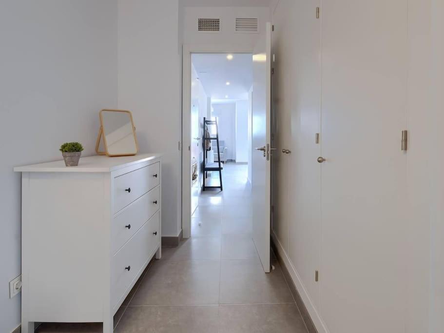 Bonito Apartamento 2 Minutos De La Playa فوينخيرولا المظهر الخارجي الصورة