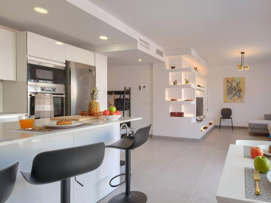 Bonito Apartamento 2 Minutos De La Playa فوينخيرولا المظهر الخارجي الصورة