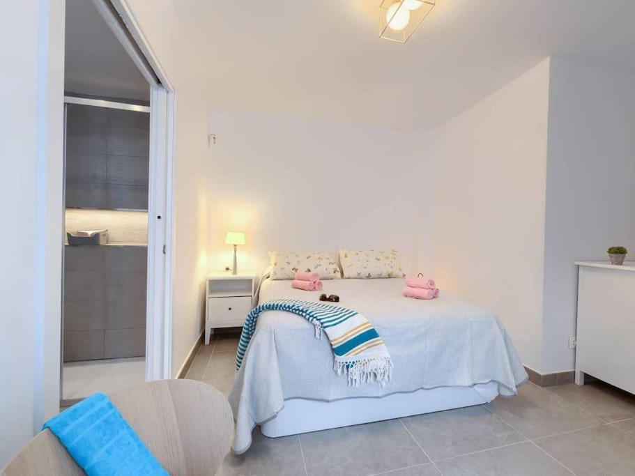 Bonito Apartamento 2 Minutos De La Playa فوينخيرولا المظهر الخارجي الصورة